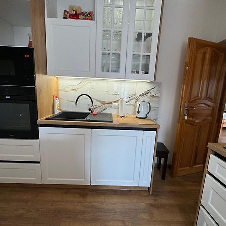Gut Apartment โปโรนิน ภายนอก รูปภาพ