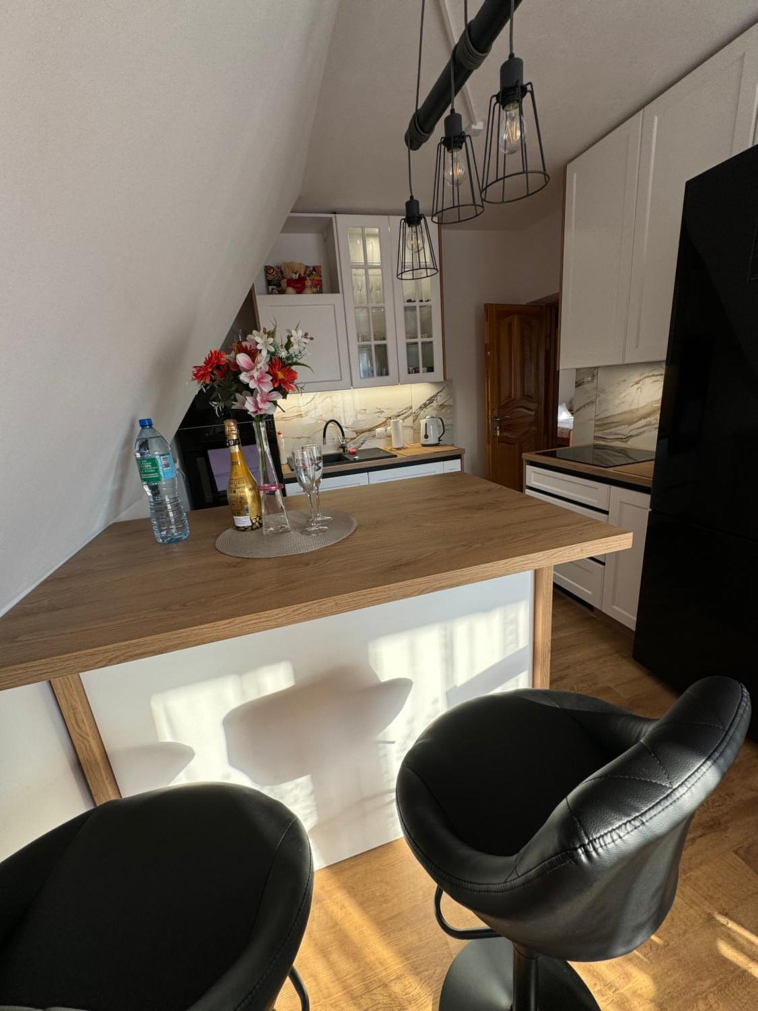 Gut Apartment โปโรนิน ภายนอก รูปภาพ